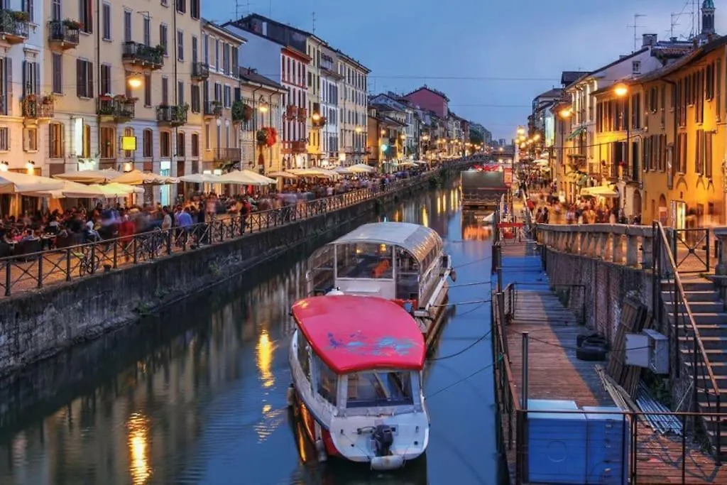 Navigli-Bocconi Spazio Luce Design Apartment Milan